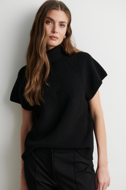 Second Female Vest Ettas